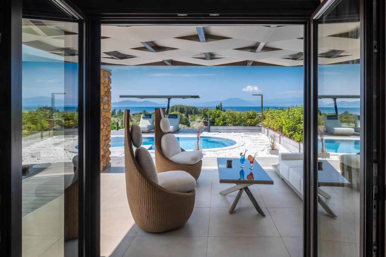 Iakovakis Suites & Spa كوروبي المظهر الخارجي الصورة