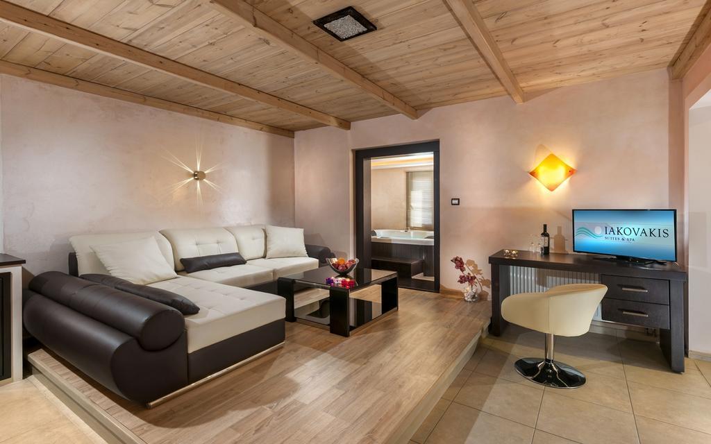 Iakovakis Suites & Spa كوروبي المظهر الخارجي الصورة